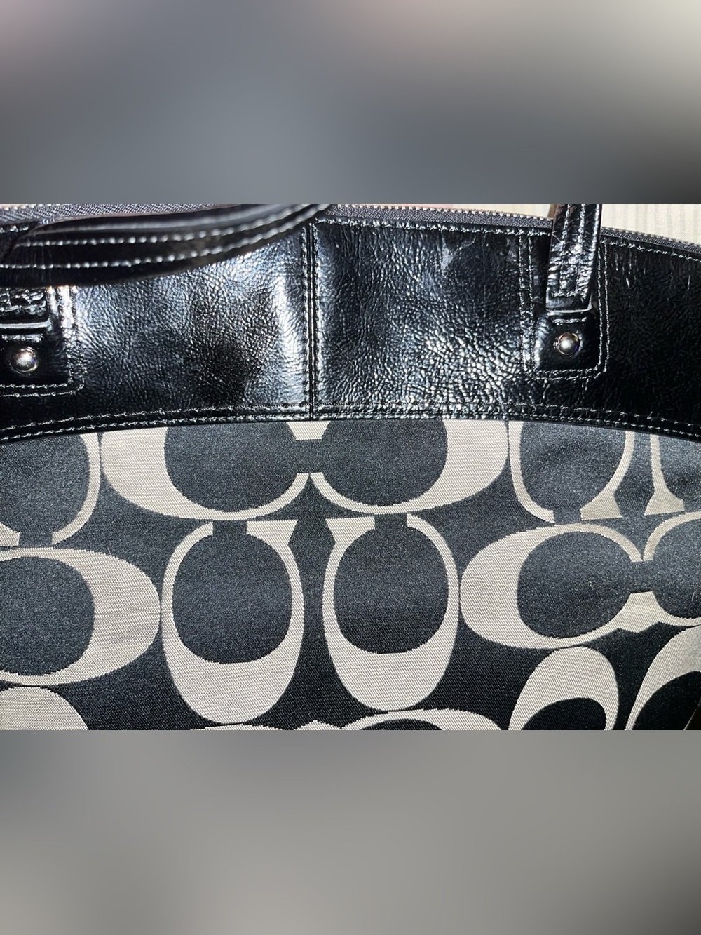 Coach EUC Laura Signature Canvas Tote with Patent Leather Accents - Picture 9 of 9